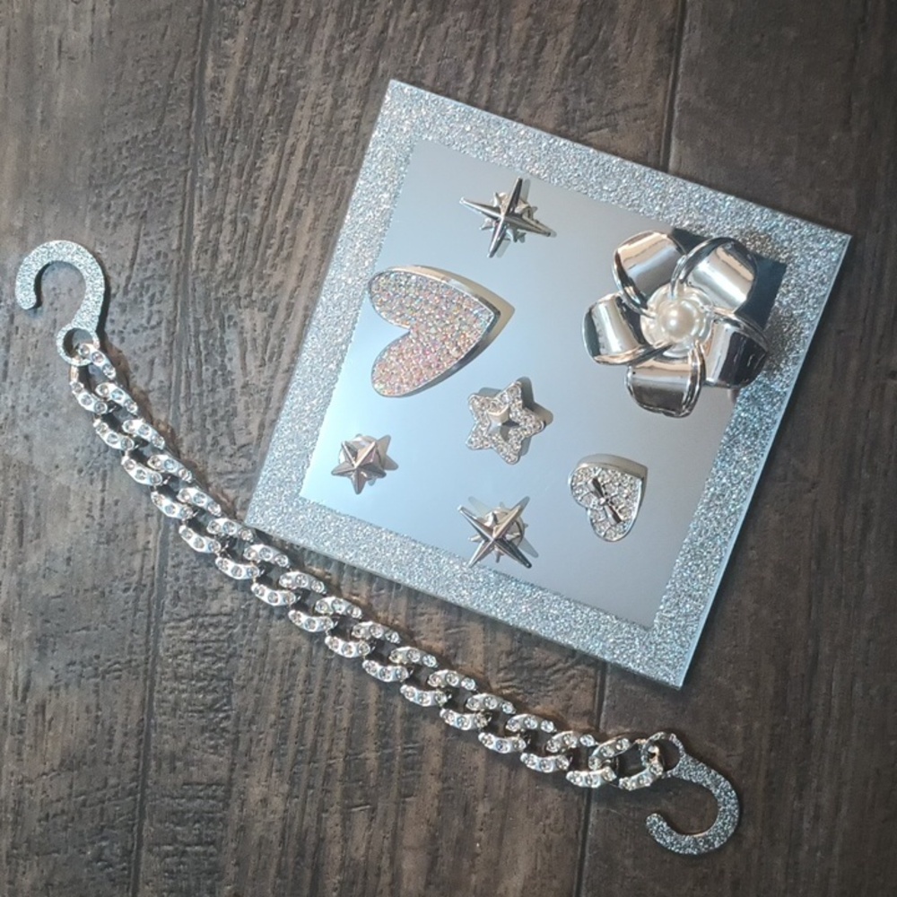 16pcs Heart/Flower Blingy Shoe Chain Charms For CROCS